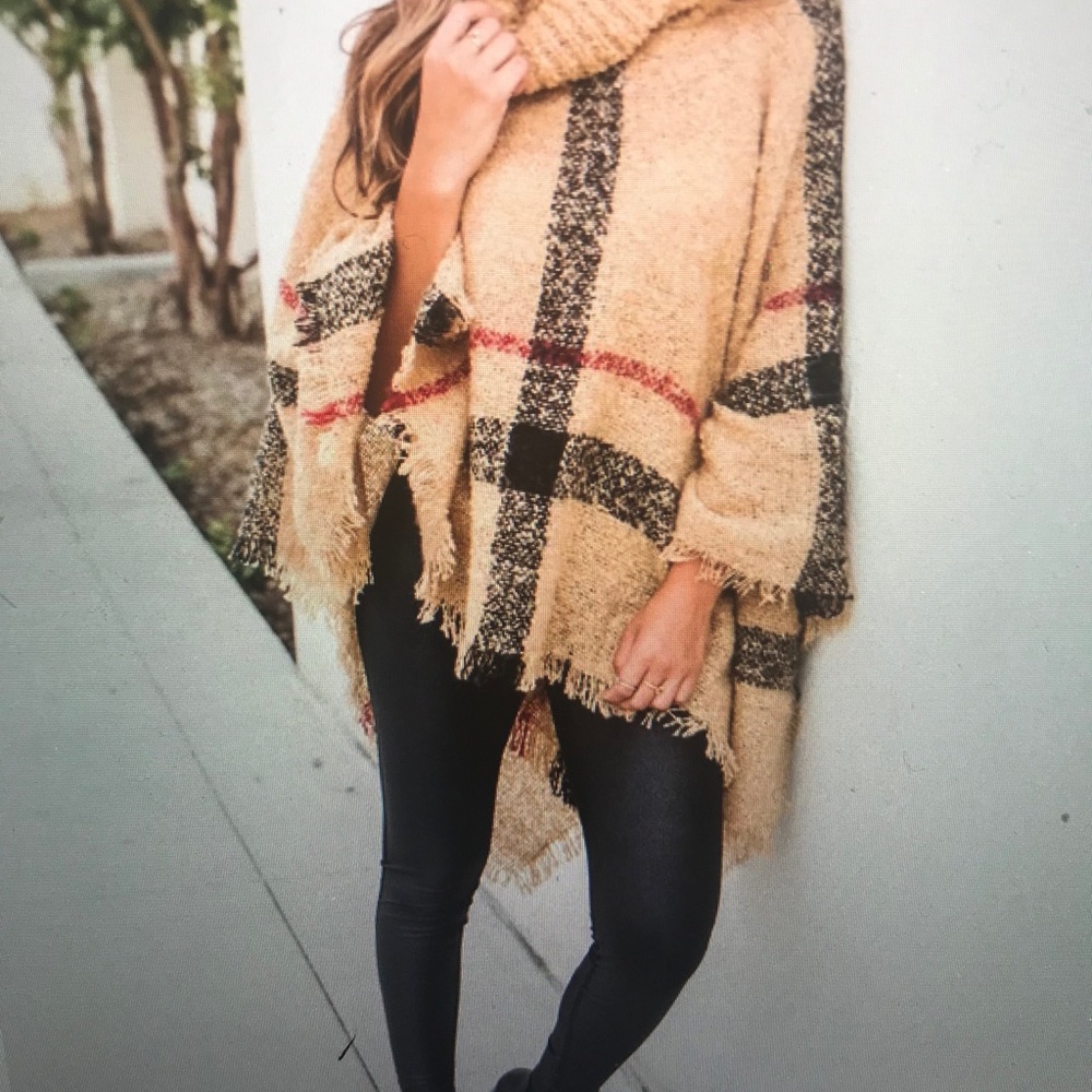 NEW! Poncho light brown, one fit